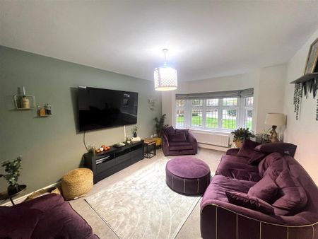 3 bedroom detached house to rent - Photo 4