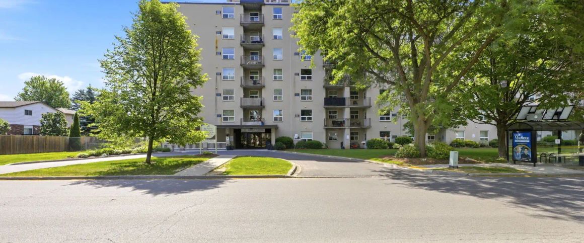 Linden Tower Apartments — 1 Bedroom - Photo 1