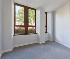 Aberdour Street, Dennistoun, Glasgow, G31 - Photo 2