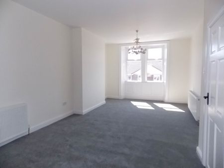 3 bed maisonette to rent in Musgrave Terrace, Pelaw, NE10 - Photo 2