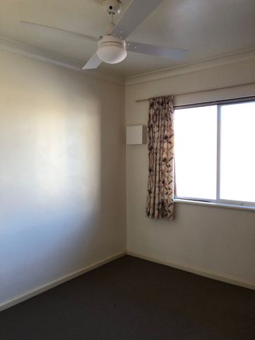 Neat Two Storey Townhouse - Photo 4