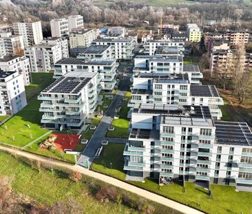 Close to downtown, in a green setting - Photo 3