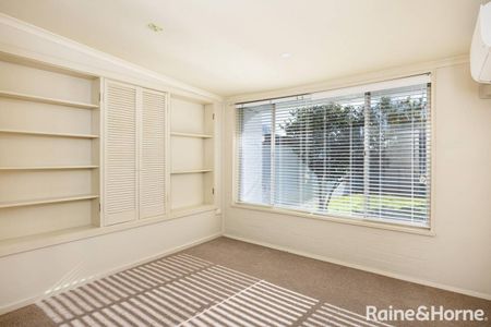 COMFORT LUXURY LIVING IN WAGGA'S CBD - Photo 4