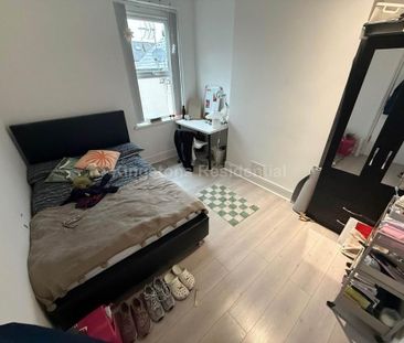 5 bedroom terraced house to rent - Photo 5