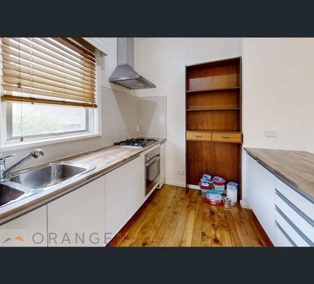 8 Caroline Street, Orange, NSW 2800 - Photo 4