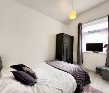 3 bedroom apartment to rent - Photo 6