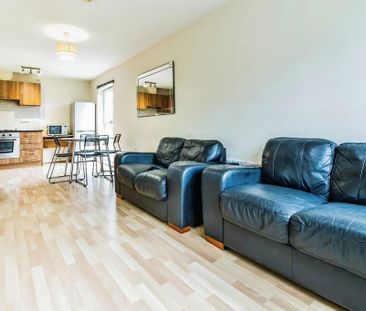 2 bedroom apartment to rent - Photo 6