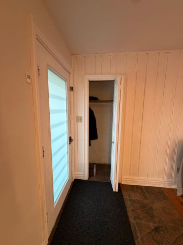 For Lease - 1462 Sixth Line, Oakville, Ontario - Photo 2