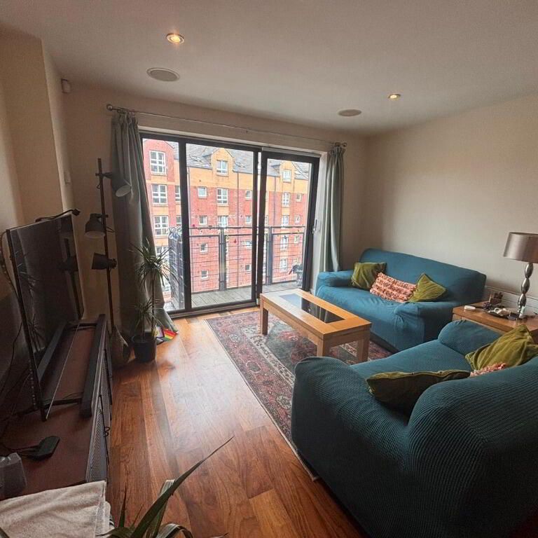 17 Custom House Square, Custom House Reside, Belfast, BT1 3ES - Photo 1