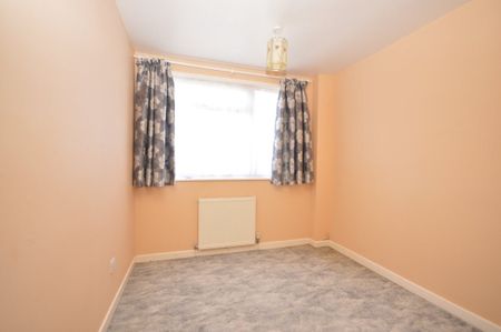 3 bedroom house - Photo 3