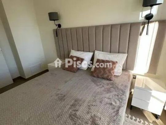 Piso en alquiler en Platja de Ponent - Foto 1