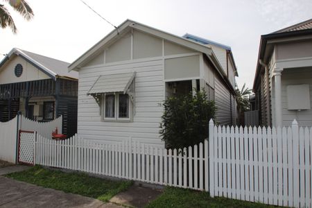 78 Bourke Street CARRINGTON NSW 2294 - Photo 4