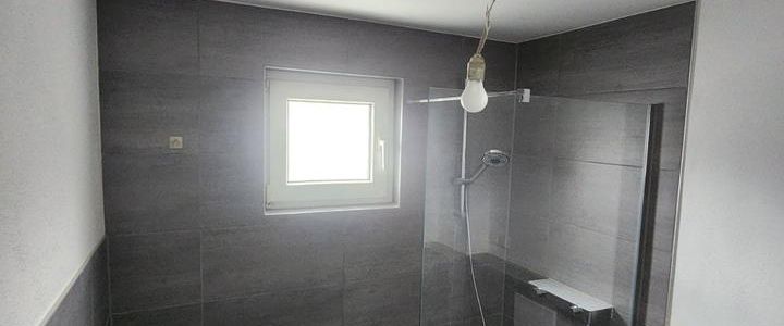 Erstbezug nach Sanierung: 6,5-Zimmer-Doppelhaushälfte in Bensheim - Photo 1