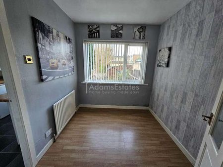 Woodlands Lane, Dewsbury, WF13 - Photo 3