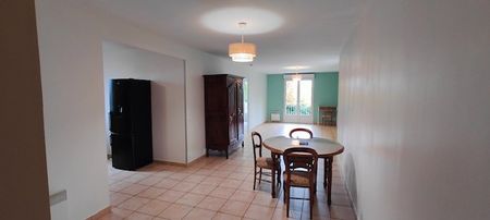 Location Appartement 4 pièces 79m² IGNY 91430 - Photo 2