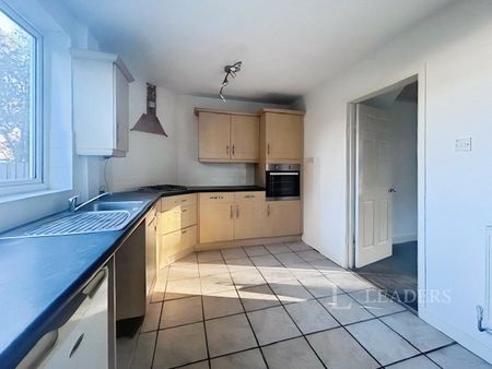 3 bedroom house to rent Bransford Road, St. John's, Worcester, WR2 - Photo 4