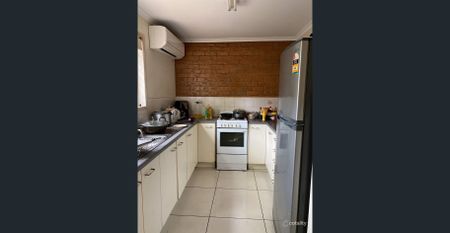 Modern Comfort Meets Tropical Tranquillity in This Stunning 3‑Bedroom Home - Photo 2