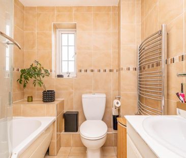 2 bedroom end of terrace house to rent - Photo 6