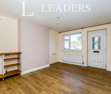 1 bedroom bungalow to rent - Photo 2