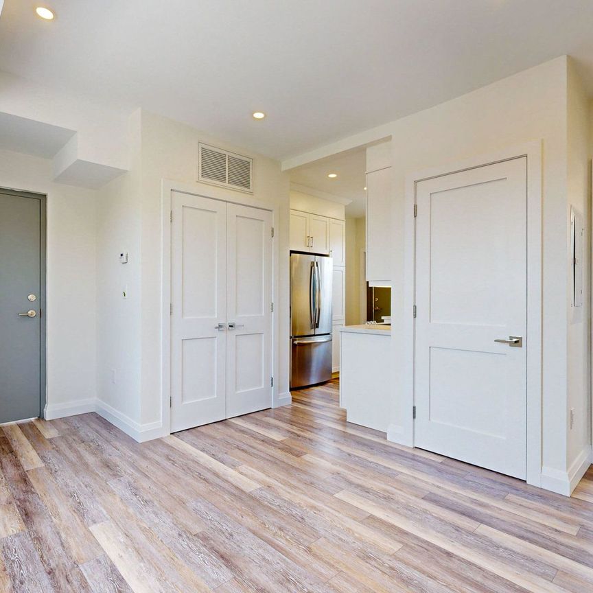 For Lease - 254 Armadale Avenue Unit# #5, Toronto, Ontario - Photo 1