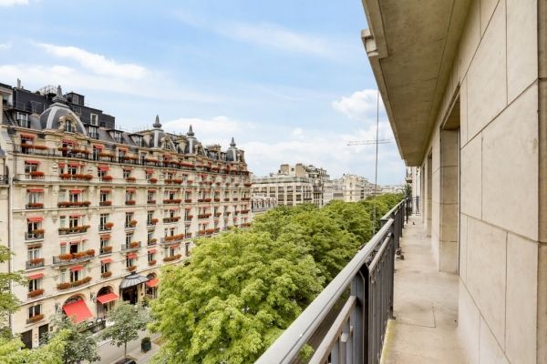 Appartement à louer à Paris 8Ème - Photo 1