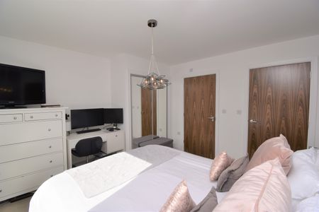 Watson Heights, Chelmsford, Essex, CM1 1AG - Photo 5