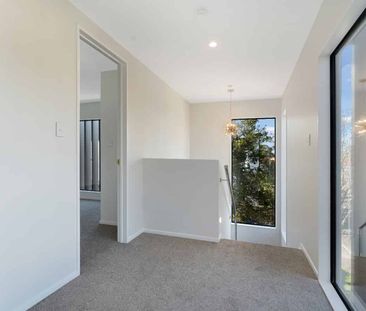 Brand-New ! Exceptional 4-Bedroom Townhouse for rent in Prestigious... - Photo 5