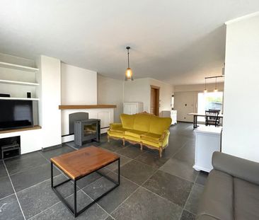 RUIME WONING MET 3 SLAAPKAMERS EN ZUIDTUIN IN HEIST CENTRUM - Photo 2