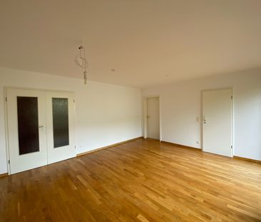 DI – schöne 2-Zimmer-Wohnung mit Balkon im 2. OG mit Fahrstuhl im grünen Fahrland - Photo 6