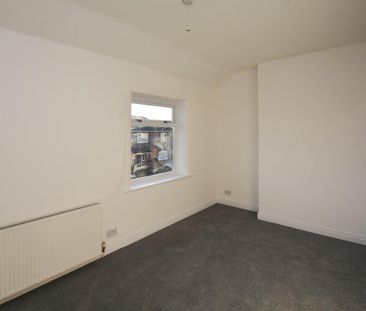 2 bed House - Mid Terrace for Rent - Photo 6