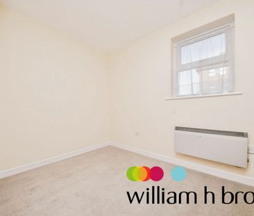 Hanbury Gardens, Colchester - Photo 6