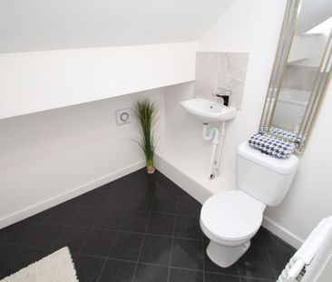 3 Bed - 19 Pennington Street, Woodhouse, Leeds - LS6 2JP - Student - Photo 6