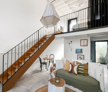 Architecturally Designed Luxury Home with Separate Studio - Photo 2