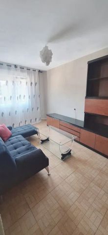 Alquiler de piso en Calle Luis Suárez Ximielga - Photo 4