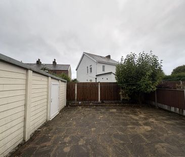2 bedroom semi-detached bungalow to rent - Photo 1
