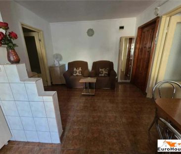 Apartament cu 3 camere de inchiriat in Alba Iulia Cetate - Fotografie 4