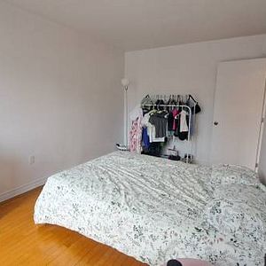 Apartment in Montreal near University of Montreal to Rent (Montreal) - Photo 2