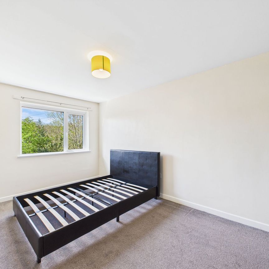 Three bed mid-terraced house to rent in St. Leonards Road, Launceston, PL15 - Photo 1