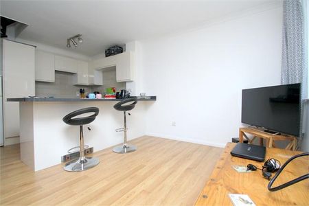 1 bedroom terraced house to rent - Photo 2
