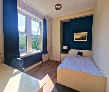 1 bedroom in a flat share to rent - Photo 6