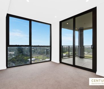 Be the First to Indulge in Contemporary Lifestyle! - Photo 2