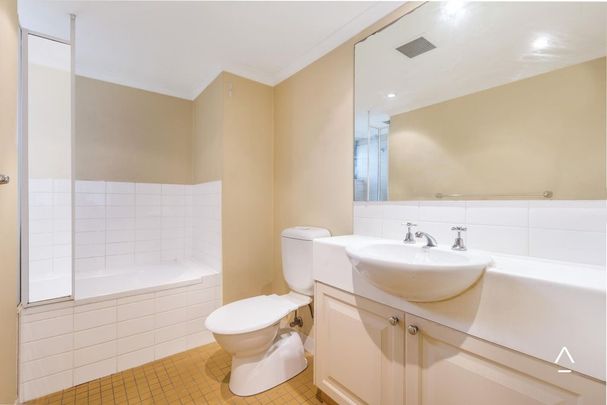 Studio in the Heart of Newtown - Photo 1