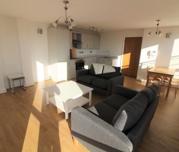 2 Bed Flat, Collier Street, M3 - Photo 2