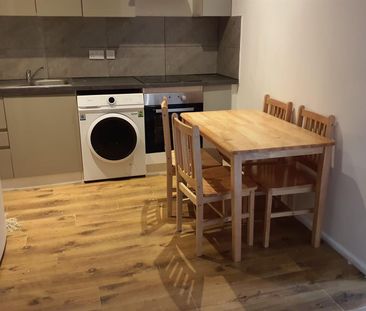 Cornwall Road, Tottenham N15, London - Photo 2