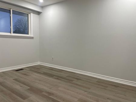 For Lease - 19 Athlone Avenue Unit# Upper Lvl, Brampton, Ontario - Photo 5
