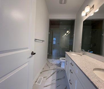 For Lease - 1368 Copley Court, Milton, Ontario - Photo 6