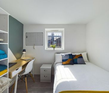 2 bedroom flat to rent - Photo 5