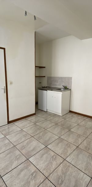 Location Appartement 1 pièce 14m² AMIENS 80000 - Photo 1