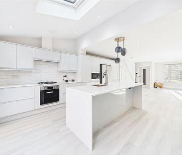 3 bedroom terraced house to rent - Photo 5