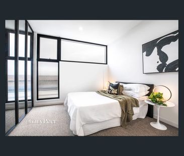 Two Bedroom Luxury Townhouse - Photo 1